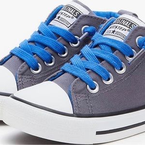 Toddler sneakers size 8